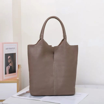 Bolso Miranda | Cuero vacuno suave con gran capacidad y diseño tipo bucket para el uso diario.