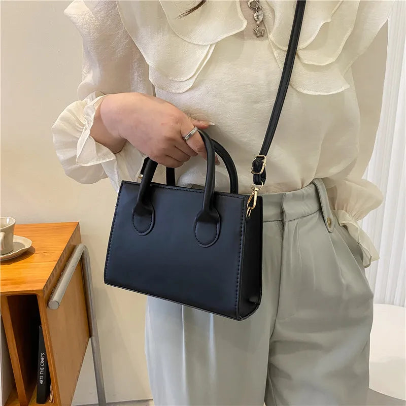 Bolso Alvera | Cuero Sintético de Gran Capacidad para Viajes y Uso Diario