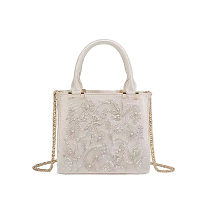 Bolsa Aurora Pérola | Bordado Delicado em Pérolas com Acabamento em Seda e Design Elegante para Festas
