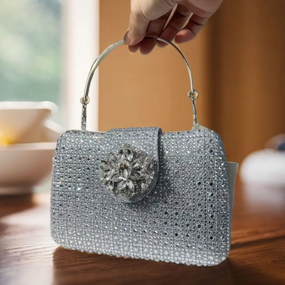 Bolso Diamante Royale | Clutch de Cristales Brillantes con Acabado Metálico de Lujo