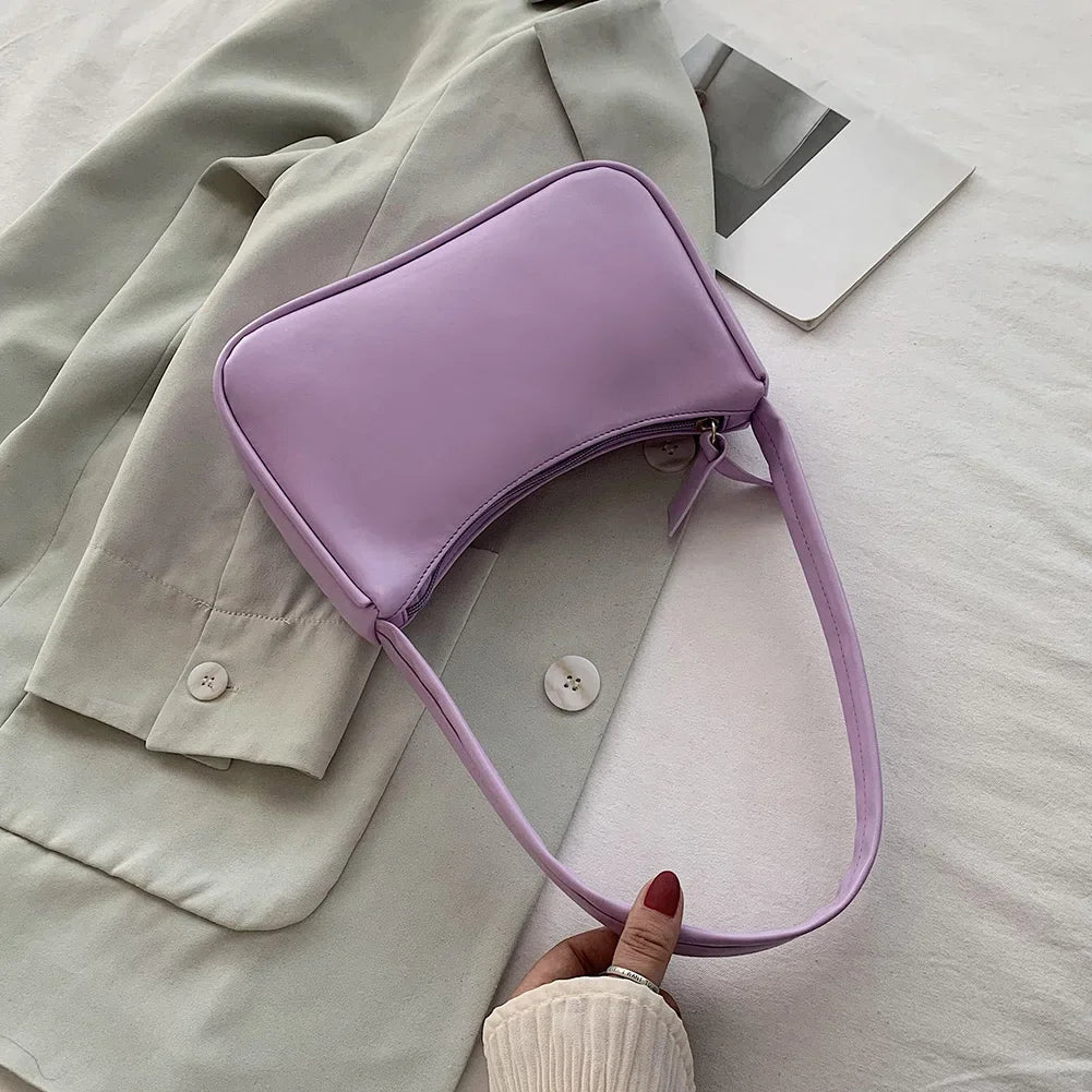 Bolso Célienne | Cuero Sintético Suave con Diseño Retro de Asa Superior