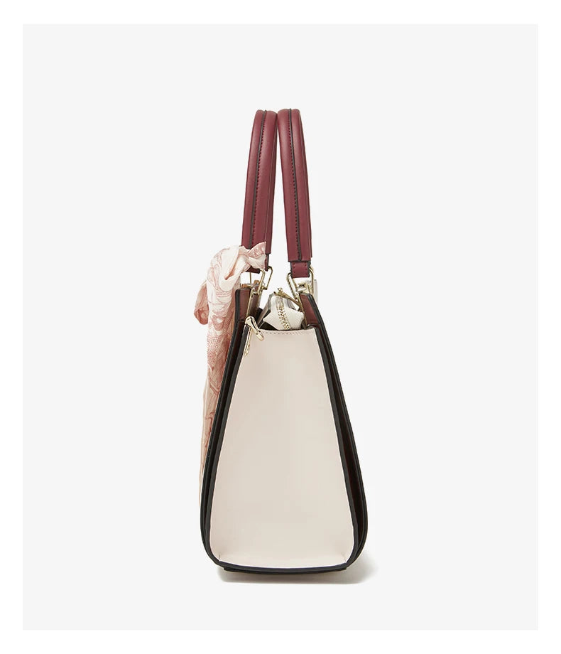 Bolso Xiélia | Cuero Genuino con Bordado Clásico Inspiración Oriental