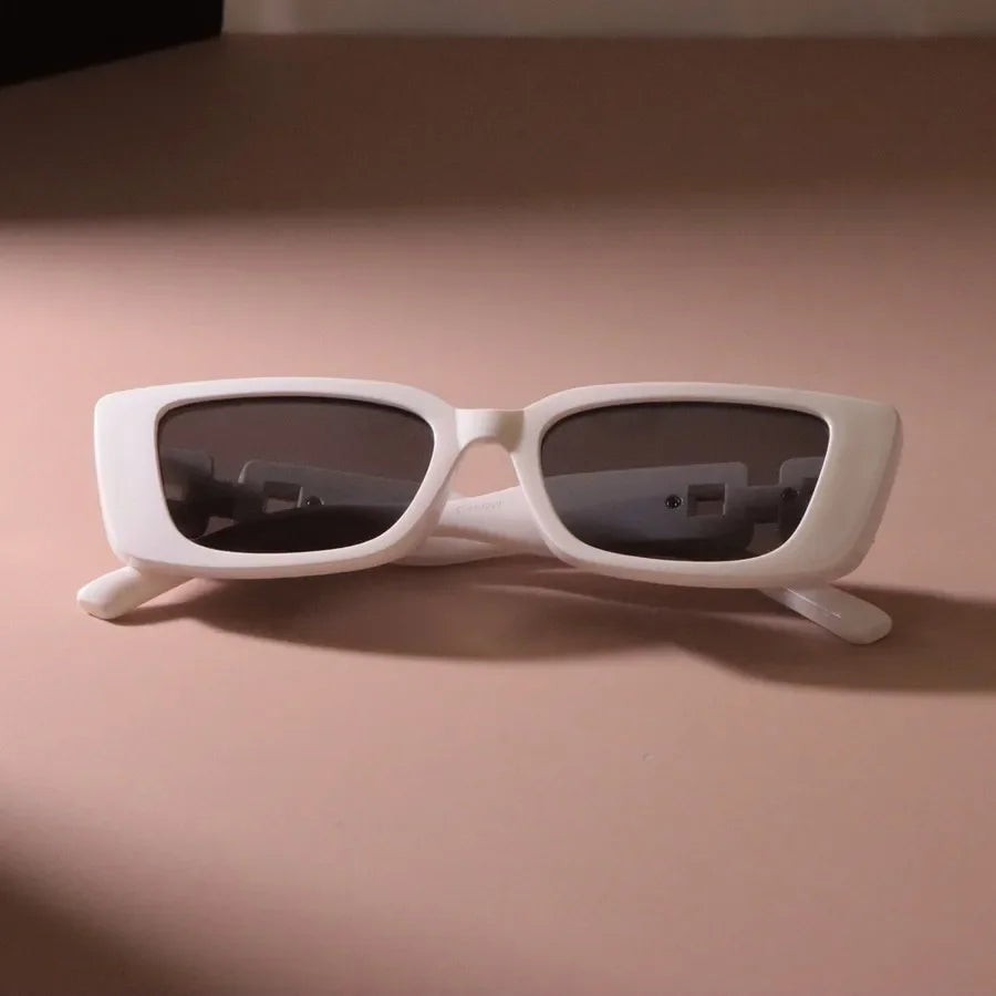Montelier Prime | Gafas de Sol Cuadradas Clásicas Unisex | Lentes Espejadas para Hombre y Mujer | Diseño de Montura Pequeña con Estilo Elegante