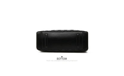 Bolso Valeria | Diseño acolchado clásico con estilo vintage para llevar al hombro.