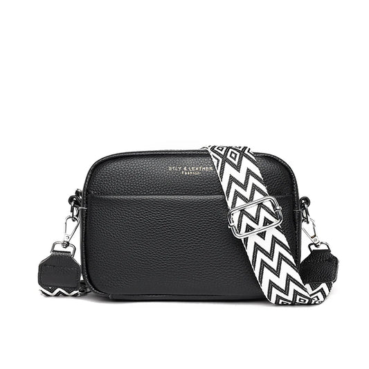 Bolso Catalina | Cuero genuino de color liso con diseño versátil para llevar al hombro o cruzado.