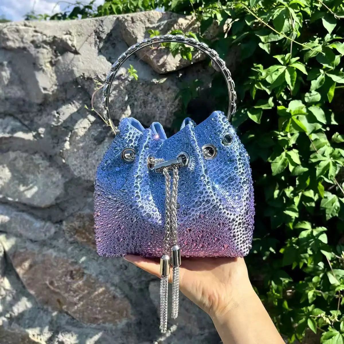 Bolso Élysia | Acabado con Cristales de Estrás y Brillo Sofisticado