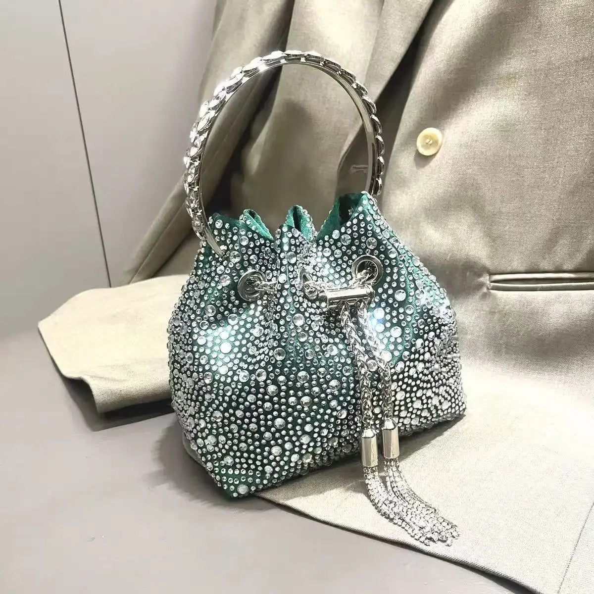 Bolso Élysia | Acabado con Cristales de Estrás y Brillo Sofisticado