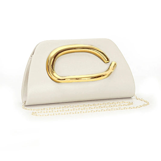 Bolso Aurelia | Clutch tipo caja con cierre metálico dorado y cadena desmontable para eventos elegantes