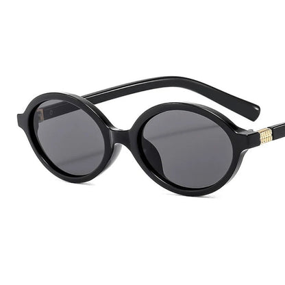 Valenne Noir | Gafas de Sol Ovaladas Pequeñas Vintage Unisex | Protección UV400 para Hombre y Mujer | Diseño Fashion de Lujo con Estilo 2025
