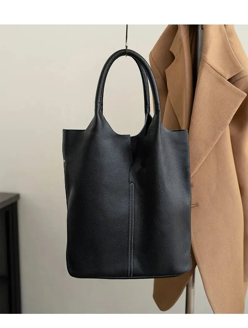 Bolso Miranda | Cuero vacuno suave con gran capacidad y diseño tipo bucket para el uso diario.