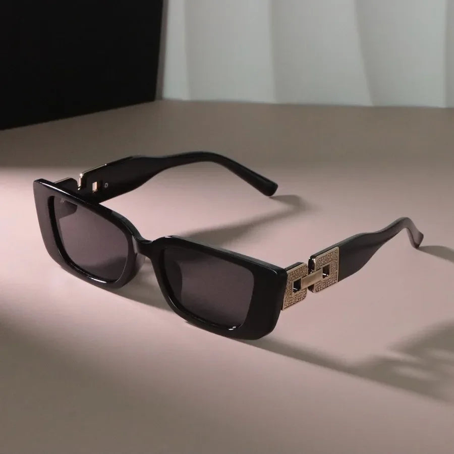 Montelier Prime | Gafas de Sol Cuadradas Clásicas Unisex | Lentes Espejadas para Hombre y Mujer | Diseño de Montura Pequeña con Estilo Elegante