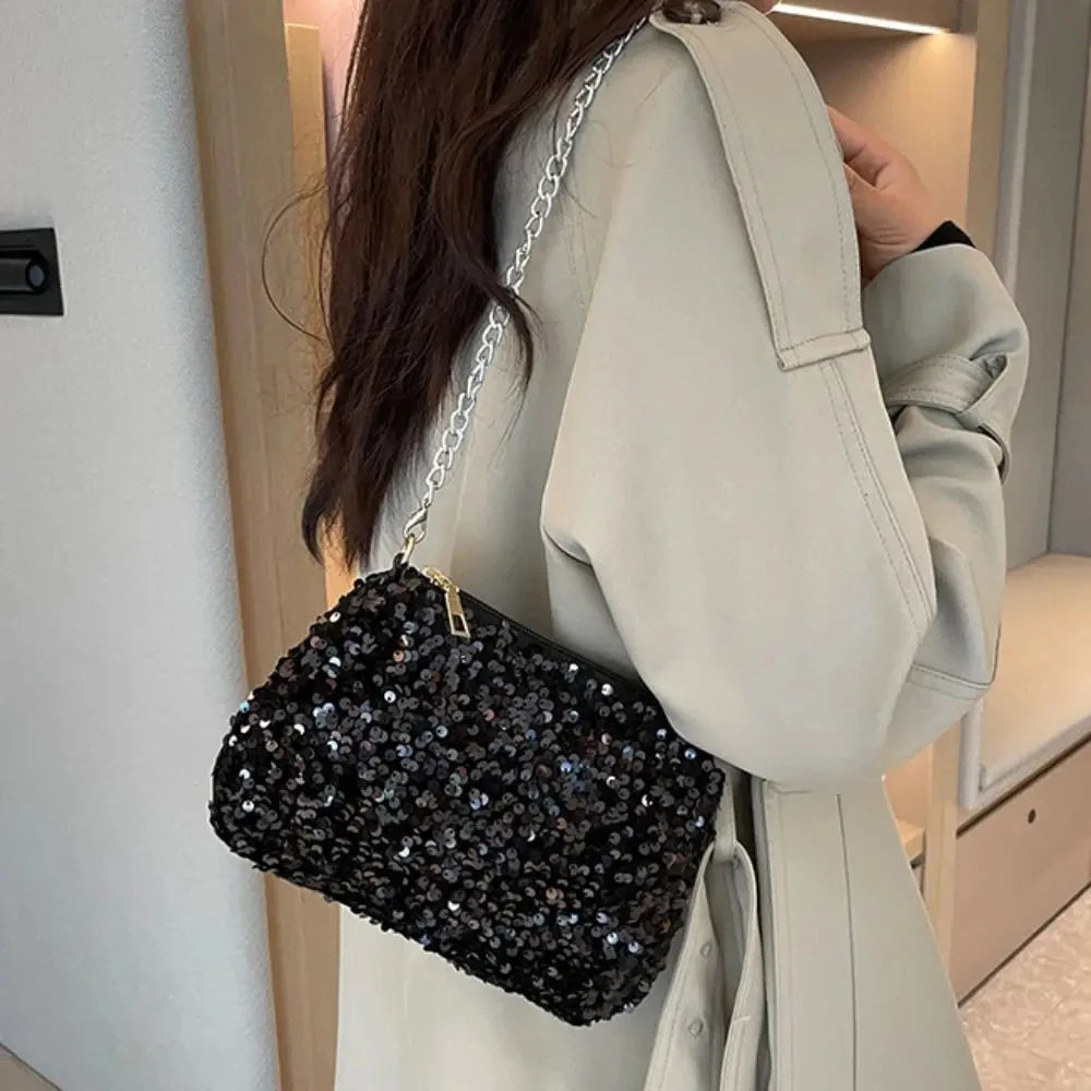 Bolso Noirelle | Acabado en Lentejuelas con Diseño Cuadrado Minimalista