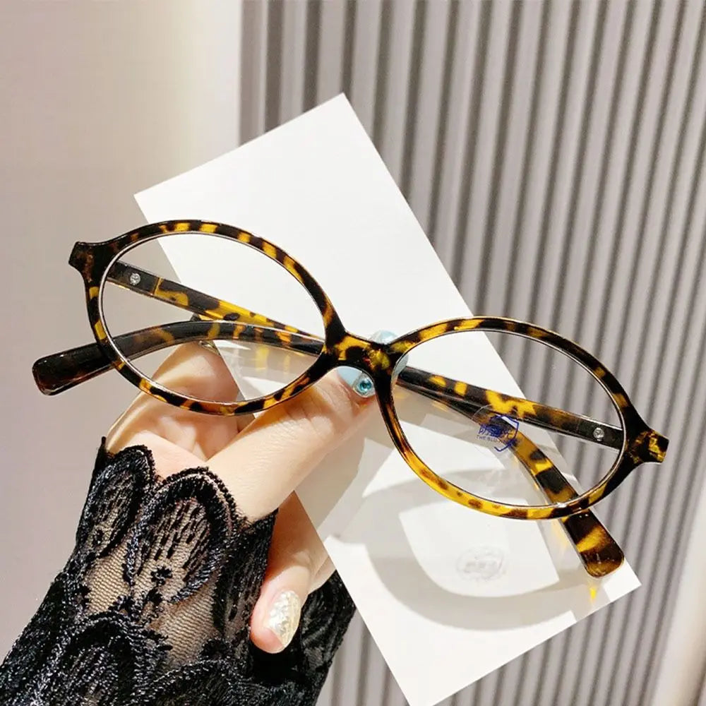 Lunaria Nova | Gafas Ovaladas Retro Y2K para Mujer | Lentes con Filtro de Luz Azul | Montura Ligera para Ordenador, Lectura y Uso Diario