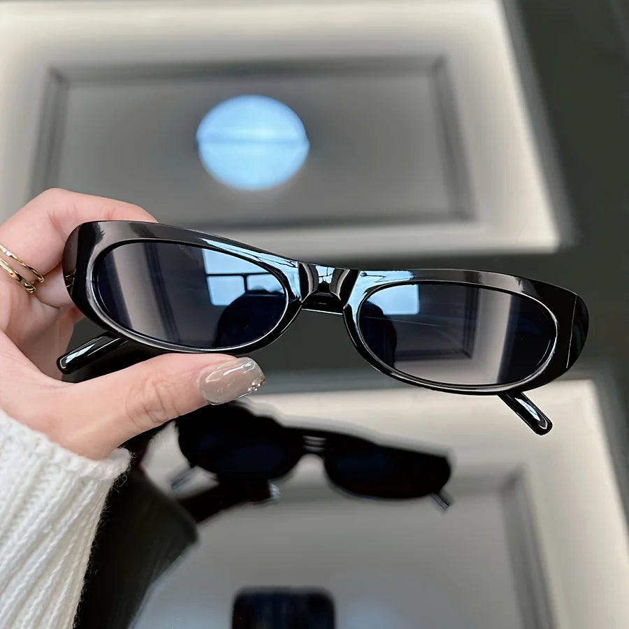 Velaris Noir | Gafas de Sol Cuadradas Pequeñas Vintage Unisex | Diseño Fashion para Hombre y Mujer | Estilo Elegante en Negro para Uso Diario