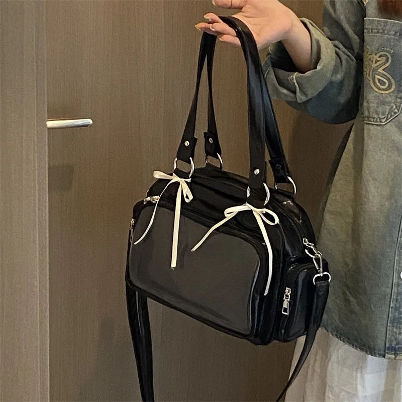 Bolso Akiré | Diseño Itabag con Gran Capacidad para Insignias y Accesorios