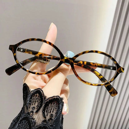 Lunaria Nova | Gafas Ovaladas Retro Y2K para Mujer | Lentes con Filtro de Luz Azul | Montura Ligera para Ordenador, Lectura y Uso Diario
