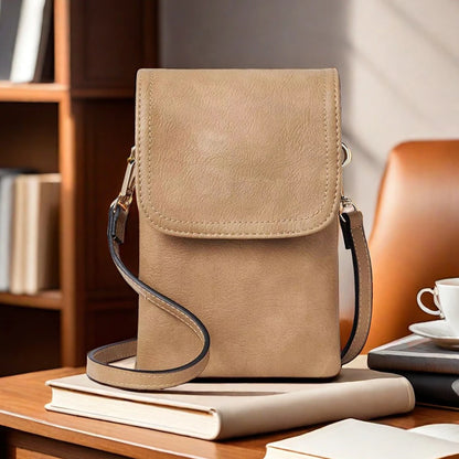 Bolso Alma | Diseño minimalista en cuero PU con tamaño compacto para llevar el móvil y lo esencial.