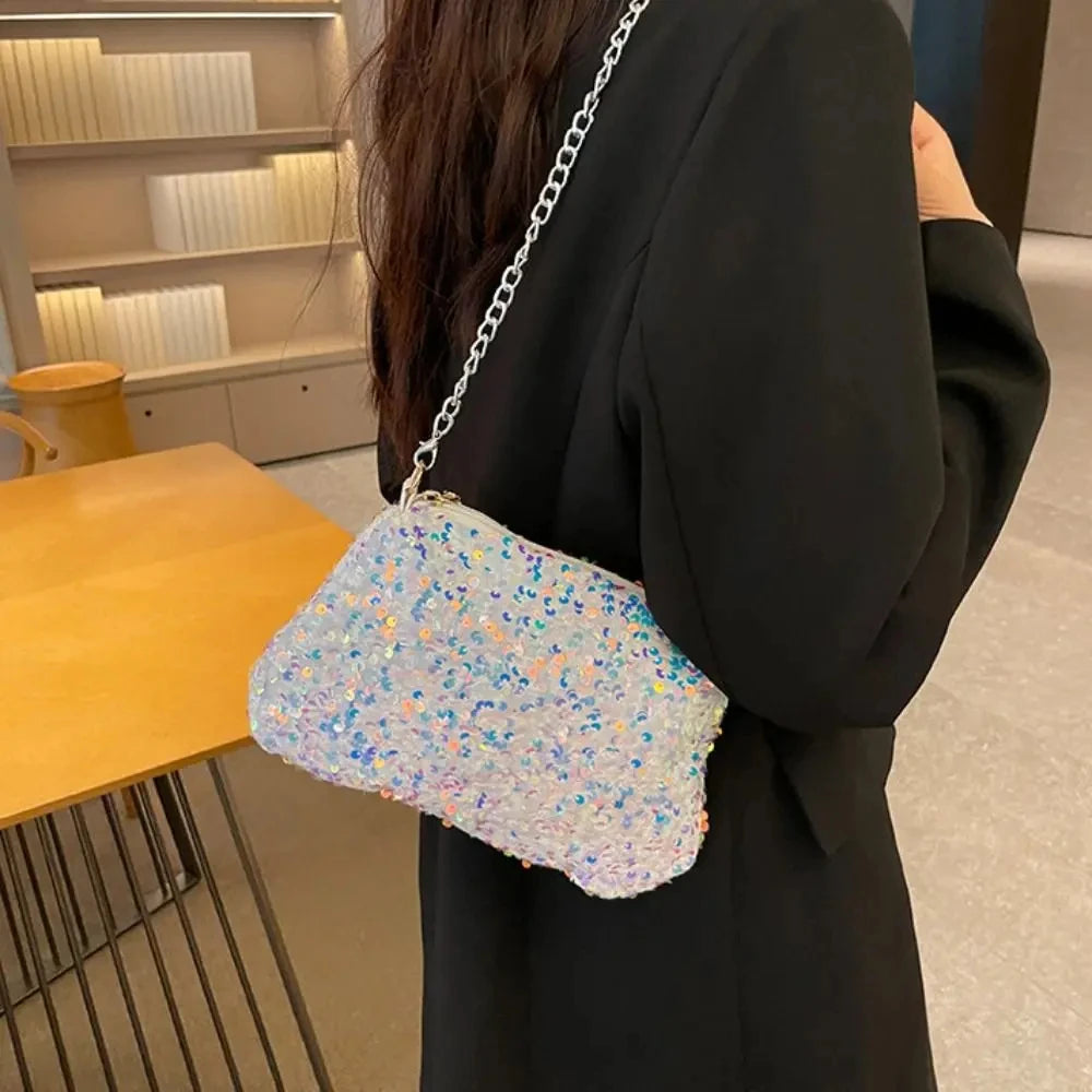 Bolso Noirelle | Acabado en Lentejuelas con Diseño Cuadrado Minimalista