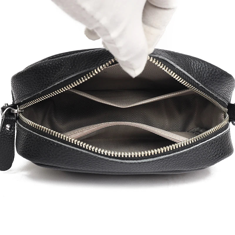 Bolso Catalina | Cuero genuino de color liso con diseño versátil para llevar al hombro o cruzado.