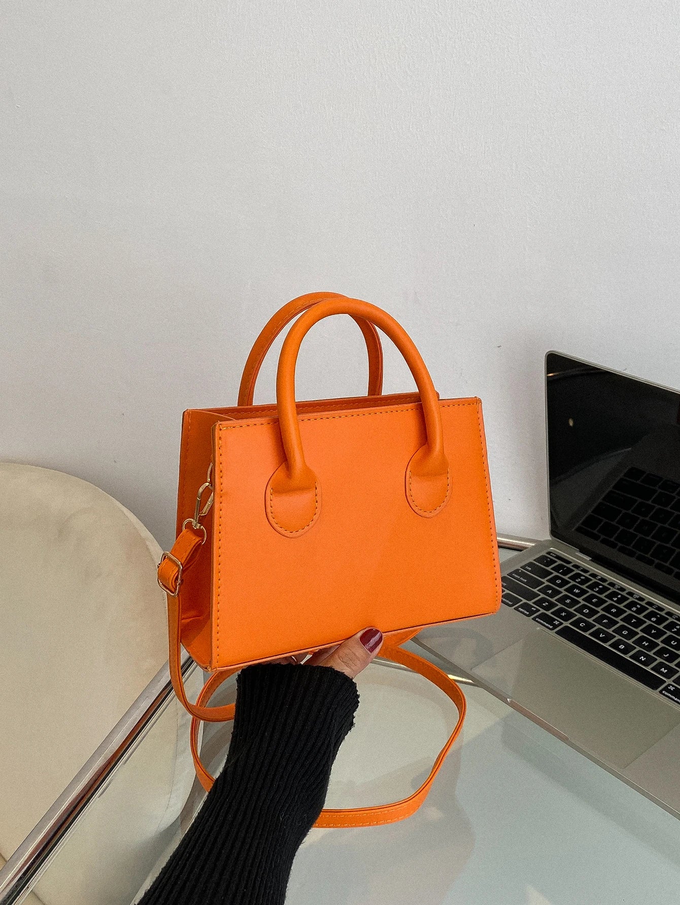 Bolso Alvera | Cuero Sintético de Gran Capacidad para Viajes y Uso Diario