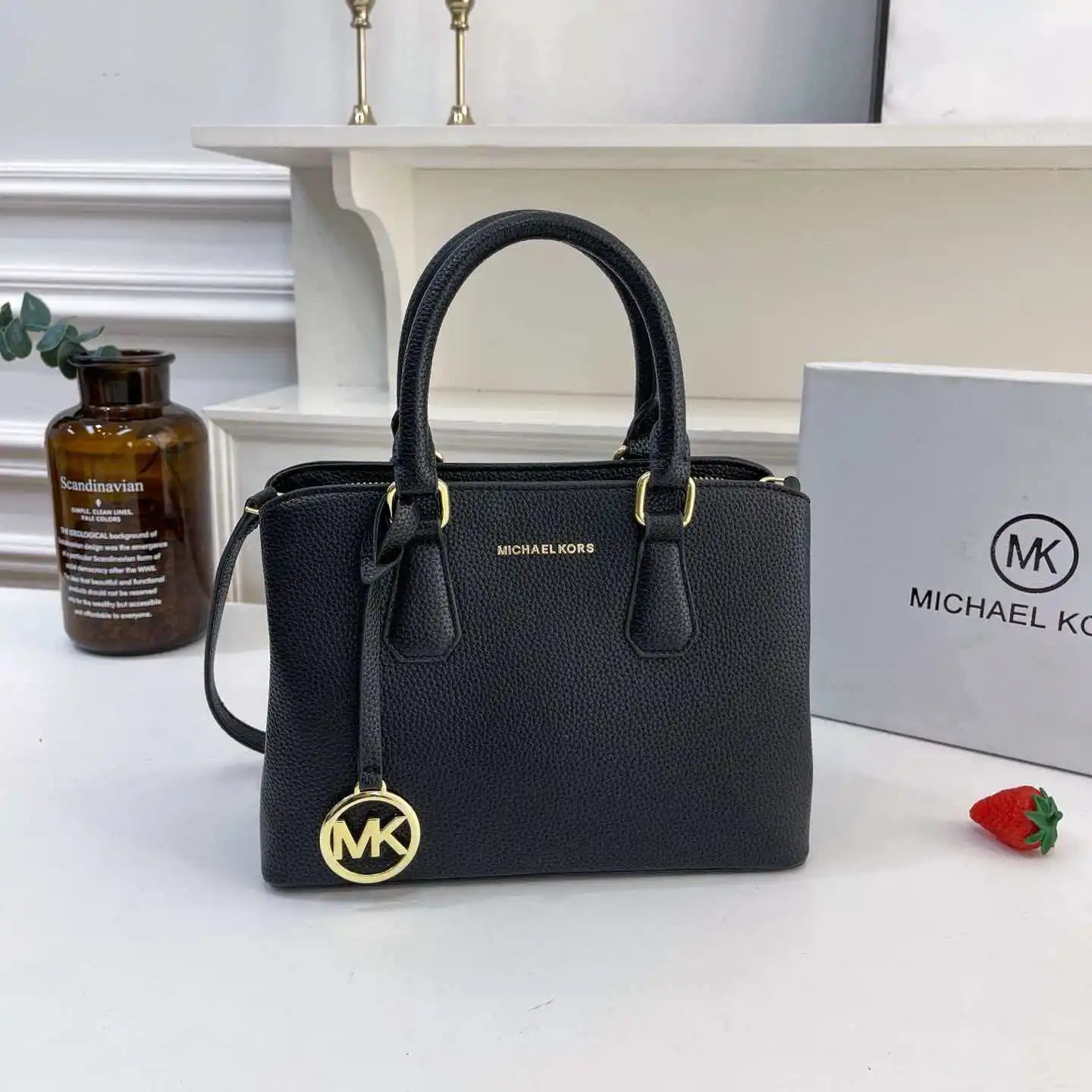 Bolso Madison Signature | Diseño Estampado con Estilo Moderno y Versatilidad Premium