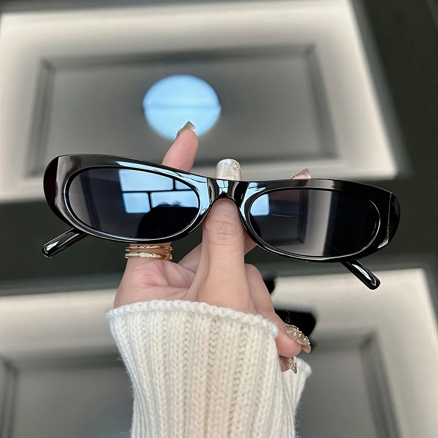 Velaris Noir | Gafas de Sol Cuadradas Pequeñas Vintage Unisex | Diseño Fashion para Hombre y Mujer | Estilo Elegante en Negro para Uso Diario