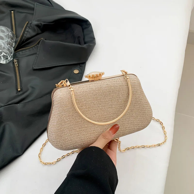 Bolso Seraphine | Acabado Glitter de Lujo con Cadena Elegante