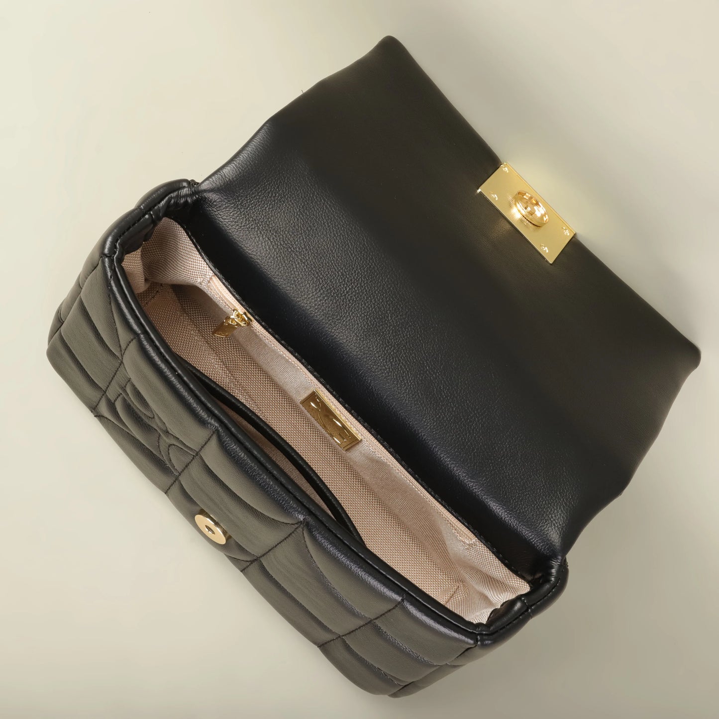 Bolso Valerisse | Cuero Sintético con Diseño Retro Multifuncional
