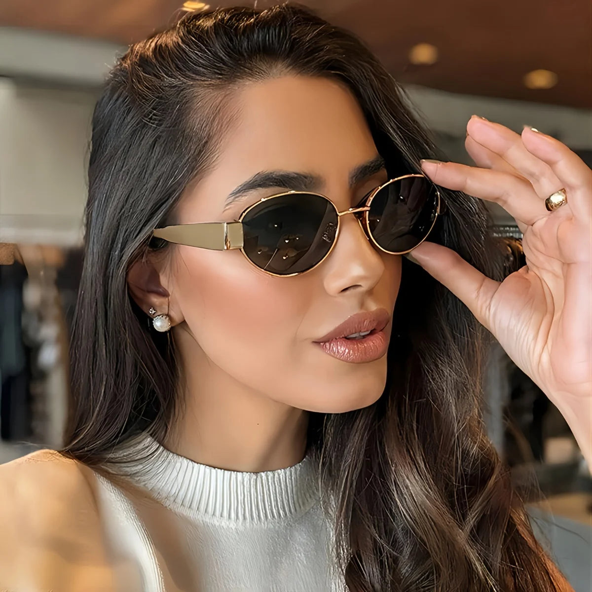 Norelli Aura | Gafas de Sol Ovaladas Unisex | Montura Metálica Clásica para Hombre y Mujer | Diseño Elegante y Atemporal para Uso Diario